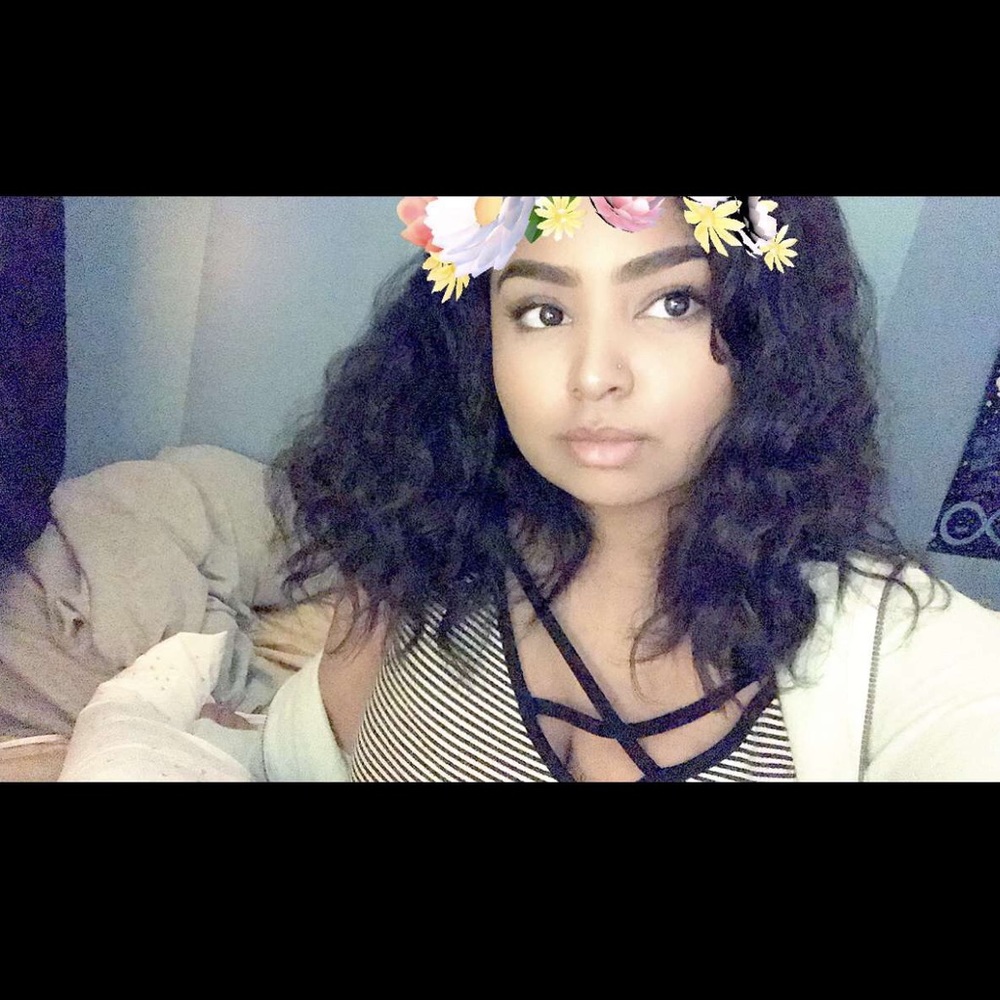 Meet your Posher, Deriah